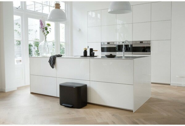 Brabantia Bo Pedálos Szemetes - 36L - Matt Fekete