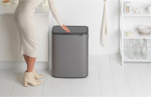 Brabantia Bo Touch Bin - Nyomófedeles Szemetess - 60L - Platinaszürke