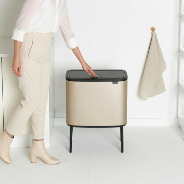 Brabantia Bo Touch Bin nyomófedeles hulladékgyűjtő, magasított, lábakon álló, műanyag tartály, 36L - R méret, acél, aranyfényű - 304583