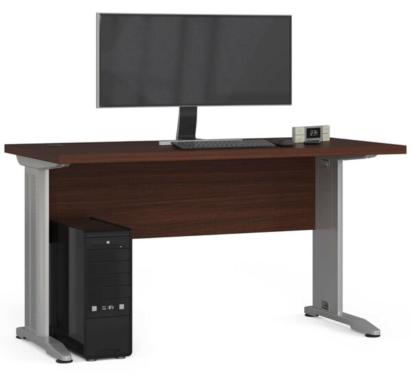 Akord Stílusos Wenge Számítógépasztal BM-135 - Minőségi Laminált Lemez, 135 cm Széles, Modern Matt Felület, Masszív Fém Lábakkal, Összeszerelés Szükséges