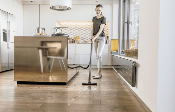 Karcher WD 2 S V-15/4/18 száraz-nedves porszívó