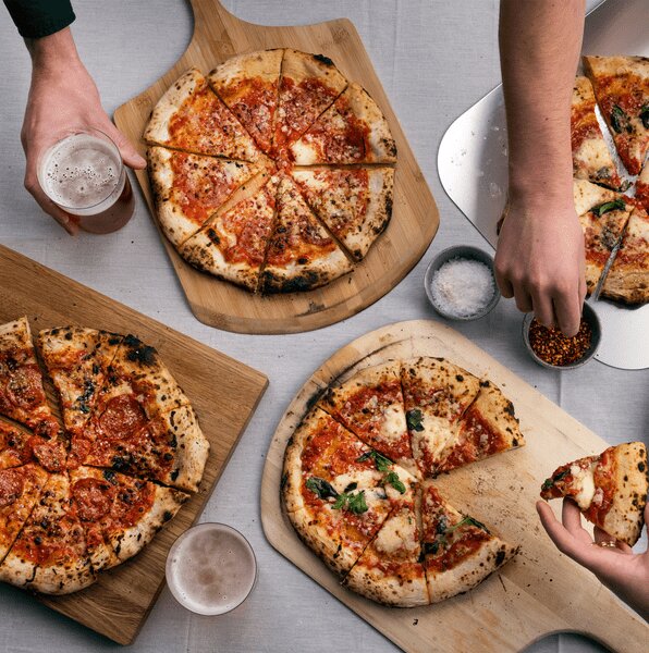 Ooni 12″ bambusz pizzalapát és tálaló (UU-P08200)