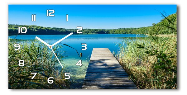 Üvegóra vízszintesen Pier a tavon