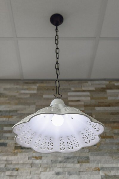 Sapho Sapho, LAMPEDUSA függeszték E27, 60W, 230V, IP21, kerámia ernyő, 39cm, sárgaréz lánc, MC011C