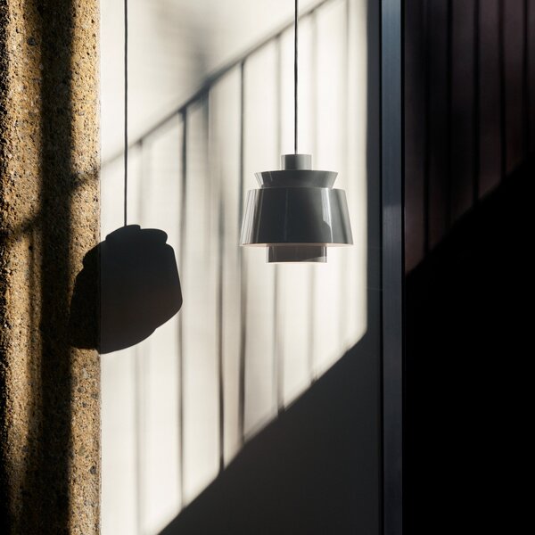 Függőlámpa &Tradition, Utzon JU1, dimmable, Szürke, Nappali, Fém, Dizájn