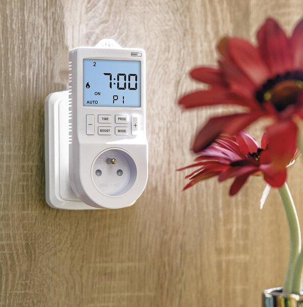Aqualine Aqualine, Konnektoros termosztát digitális kapcsolóval és konnektor funkcióval, P5660FR