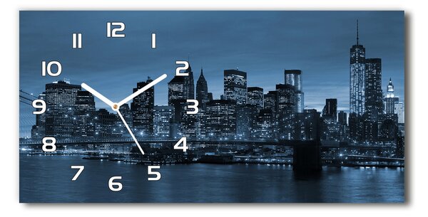 Négyszögletes üvegóra vízszintesen New york éjjel