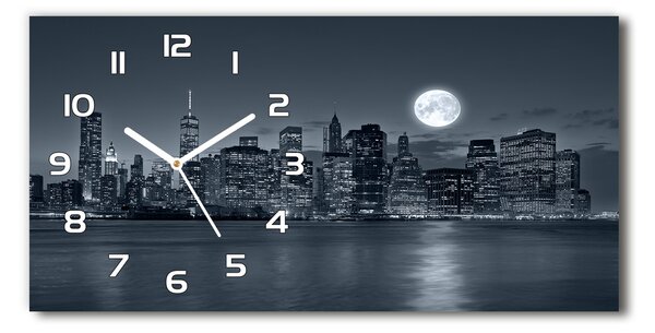 Négyszögletes üvegóra vízszintesen New york éjjel