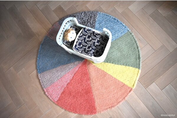 Mosható kézi szövésű gyapjú gyerek szőnyeg ø120 cm Pie Chart – Lorena Canals