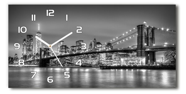 Négyszögletes üvegóra vízszintesen Brooklyn híd