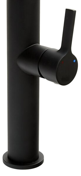 Gamma Mega, magas konyhai csaptelep rugalmas karral és spray-vel, fekete matt, GMA-BFL-BK