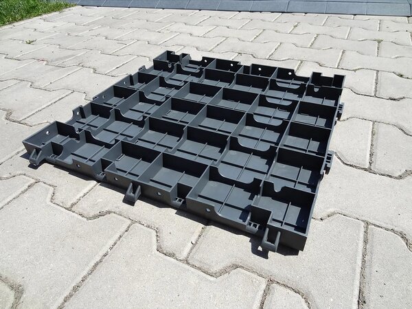 Mobil műanyag padló a partisátor alá - 50x50x3cm