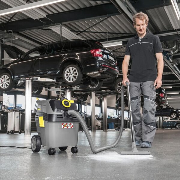 Karcher ProNT 600 L EU száraz-nedves porszívó