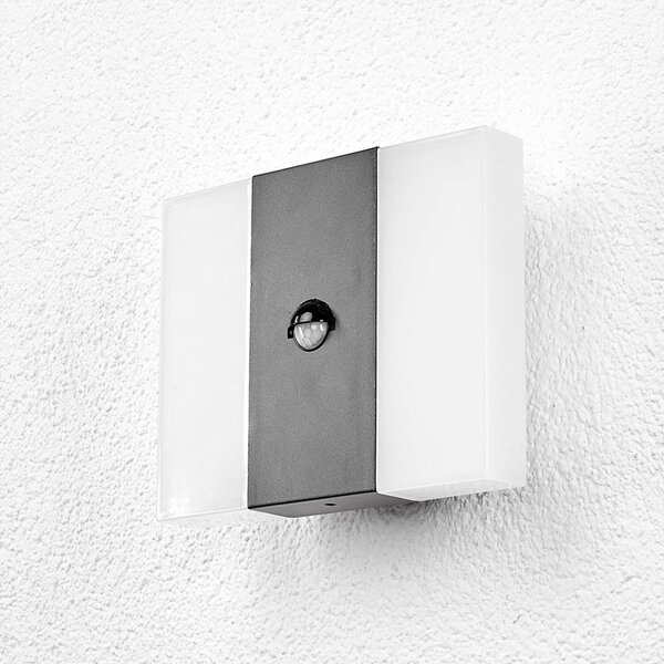 Lindby LED-érzékelős Kumi, grafit, IP44, kültéri fali lámpa, Alu / szürke / cink, Alumínium, Modern