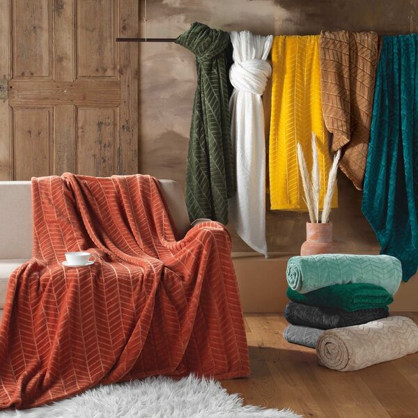 Téglavörös mikroflanel ágytakaró 180x220 cm Arya – douceur d'intérieur