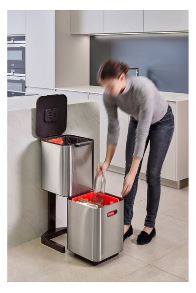 Ezüstszínű acél szelektív szemetes 40 l Totem Compact – Joseph Joseph