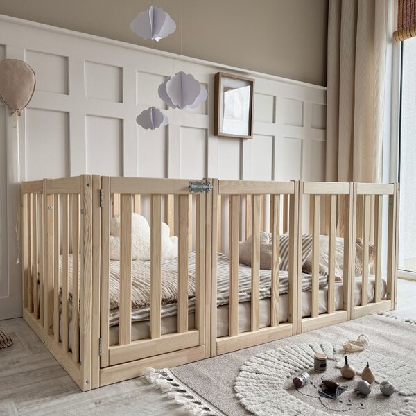 Luloo Modulo Up Natúr Montessori Magas Rácsos Gyerekágy Zárható Ajtóval (90x200 cm)