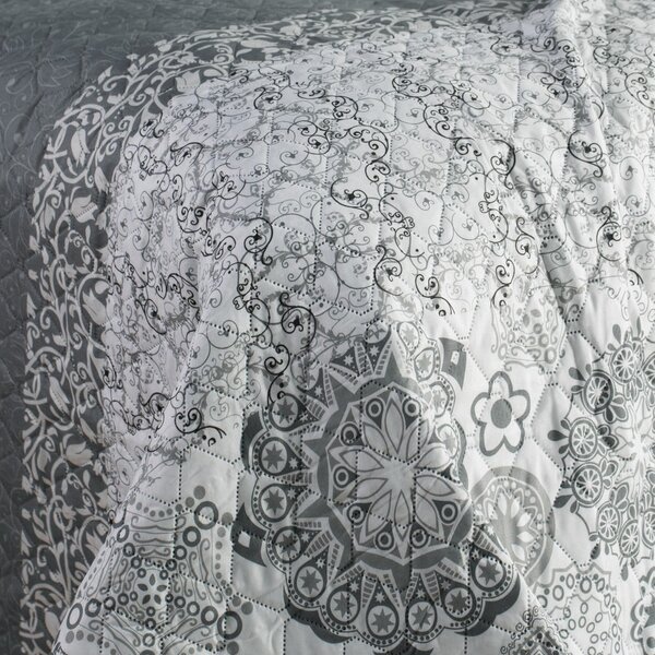 Alhambra fehér-szürke kétoldalas mikroszálas ágytakaró, 260 x 280 cm - DecoKing
