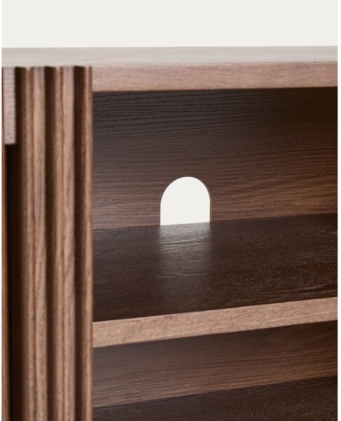 Sötétbarna TV-állvány diófa dekorral 180x49,5x42,5 cm Beyla – Kave Home