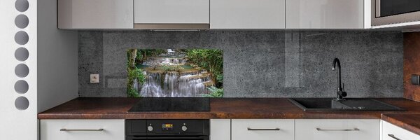Konyhai dekorpanel Vízesés az erdőben
