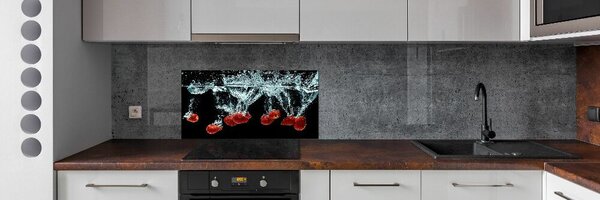 Konyhai hátfalpanel Szamóca víz alatt