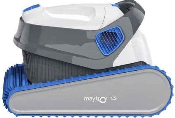 Maytronics Dolphin S300 IOT automata vízalatti medence porszívó robot