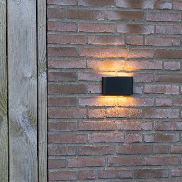 Modern kültéri fali lámpa fekete 17,5 cm LED-del IP65 - Batt