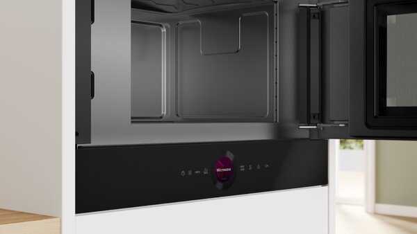 Bosch Serie 8 BFR7221B1 mikróhullámú sütő Beépített Egyszerű mikrohullámú sütő 21 L 900 W Fekete