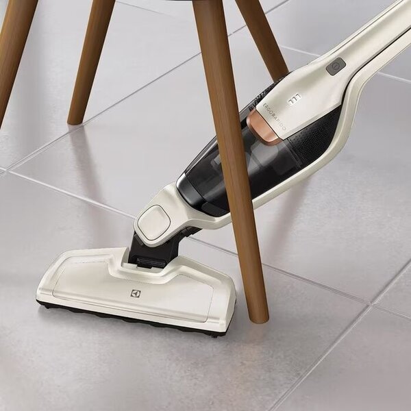Electrolux EERC75SW ErgoRapido Classic vezeték nélküli álló porszívó, 18V, Fehér