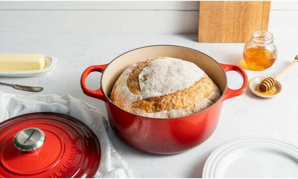 Le Creuset Signature 26cm Öntöttvas főzőedény - Piros