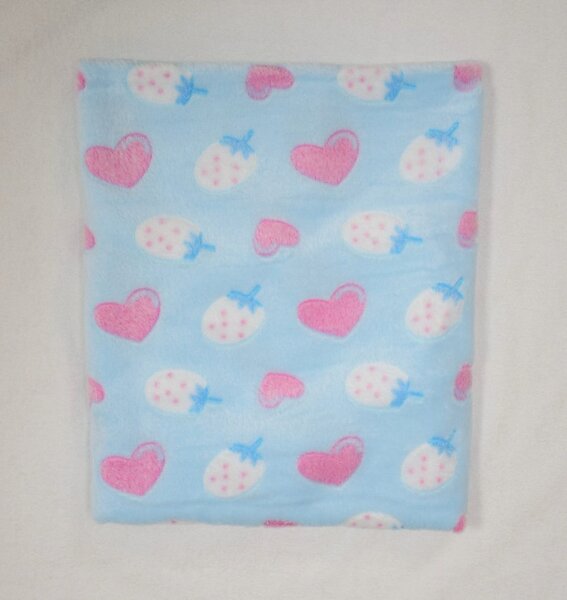 Bunny Baby Wellsoft Vékony Takaró-kék alapon rózsaszín szívecskék