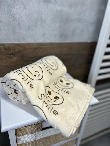 Gyorsan száradó törülköző Smiley bézs A törülközők mérete: 35x75 cm