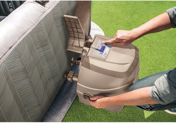 INTEX Chevron Deluxe S2 Felfújható Jacuzzi – 4 személyes, sósvizes rendszerrel (28446)
