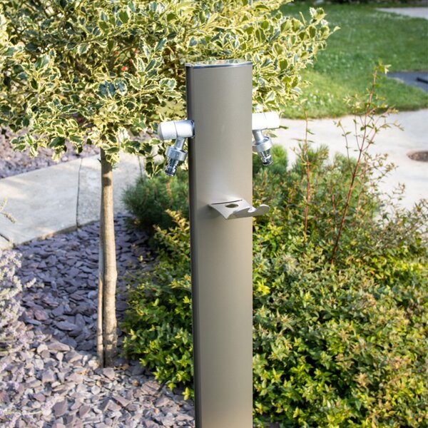 Modern alumínium álló kerti kút, szürke - Aquapoint Totem