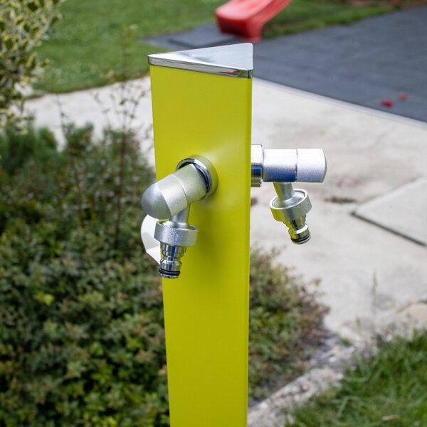 Modern alumínium kerti állókút, zöld - Aquapoint Triangle