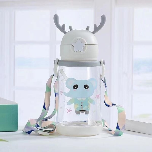 ELEPHANT szívószálas műanyag kulacs 600 ml