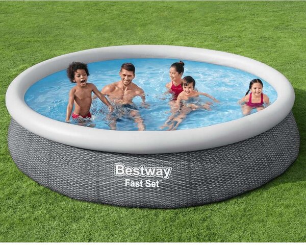 Bestway Fast Set Kerek Medence - Szűrővel - 366x76 cm