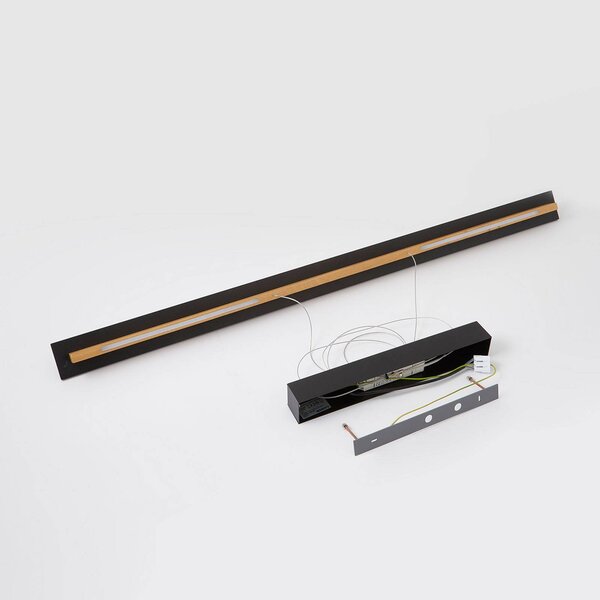 Quitani LED-es függőlámpa Lexa, tölgy/fekete, hossza 118 cm, dimmelhető, Világos fa, Nappali / Étkező, Fa, Modern