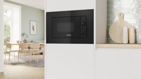 BOSCH BFL623MB4 Beépíthető mikrohullámú sütő, Serie2, 800W, 20 liter, Digitális kijelzés (piros), TouchControl vezérlés, balra nyíló