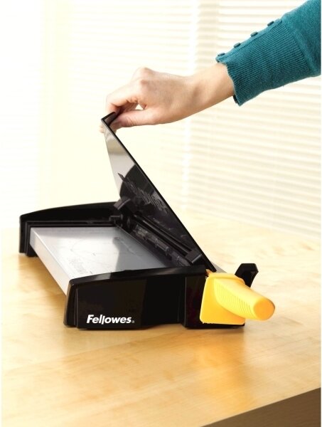 Fellowes Fusion A3 vágó, fekete