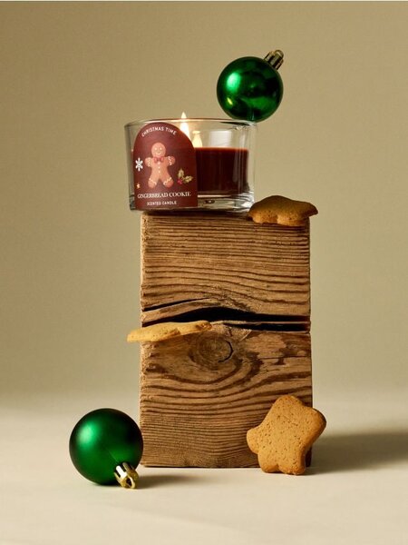 Sinsay - Karácsonyi illatgyertya mézeskalács figura mintával Gingerbread - bézs