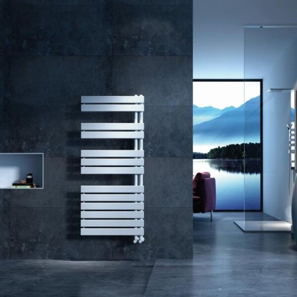AREZZO DESIGN HORIZONT WHITE 550x1355 mm fényes fehér, egyenes törölközőszárító radiátor