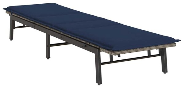 VidaXL szürke polyrattan napozóágy párnával