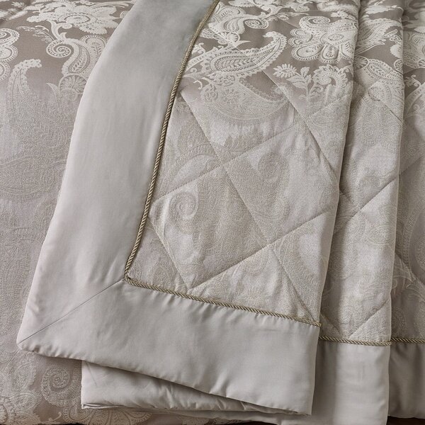 Bézs jacquard steppelt ágytakaró 240x260 cm Opulent Jacquard – Catherine Lansfield