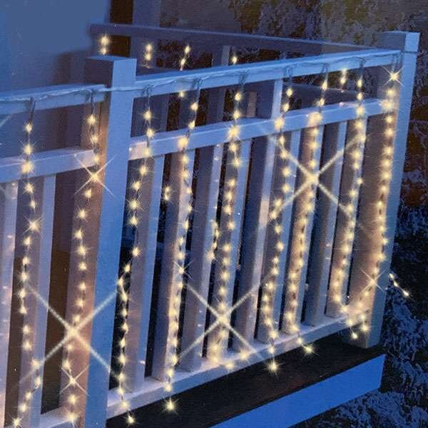 LED balkon fényfüggöny vízesés hatás- meleg fehér 4x1m (420 LED)