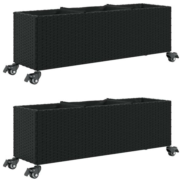 2 db fekete polyrattan növénytartó kerékkel 107x32x38 cm