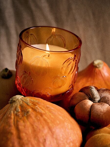 Sinsay - Üveg illatgyertya Pumpkin Harvest - rézvörös