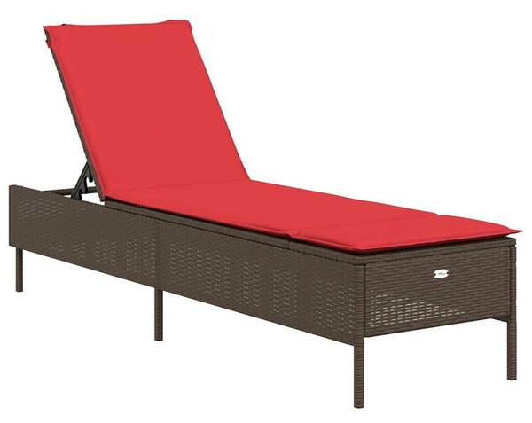 VidaXL barna polyrattan napozóágy párnával