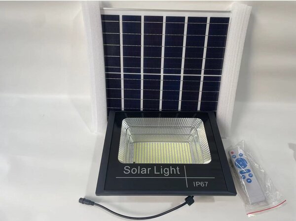 500W SMD LED reflektor Flippy napelemes töltéssel, napelemmel, távirányítóval, rögzítőkonzollal, ABS anyagból, 18AH, 400 LED, színhőmérséklet 6500k, 32x26x9 cm, fekete