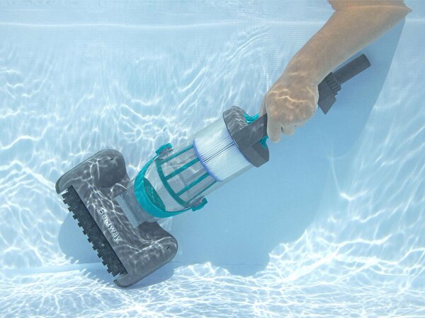 Bestway AquaGrip akkus kézi medenceporszívó + 2 fej 58946